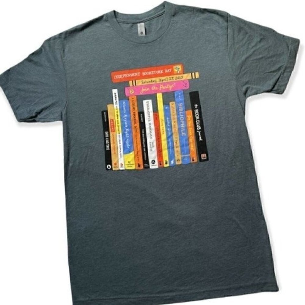 NWOT Independent Bookstore Day 2019 Short Sleeve T Shirt Adult Size S Gray/Green